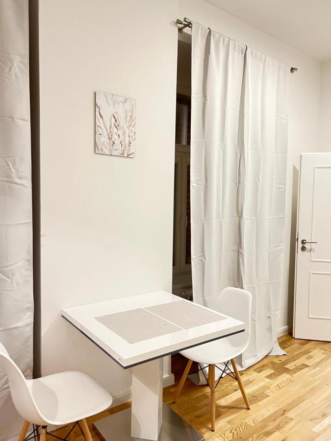 New Apartments Chain Florenc Praag Buitenkant foto
