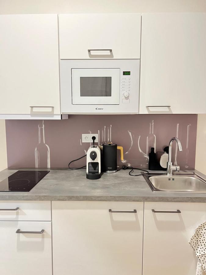 New Apartments Chain Florenc Praag Buitenkant foto